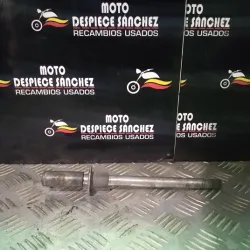 EJE RUEDA DELANTERA TRASERO...