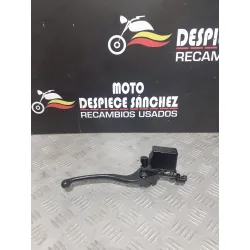 BOMBA DE FRENO DELANTERO...