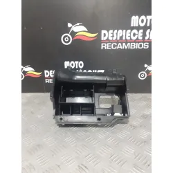 CAJA DE BATERIA HONDA...