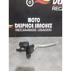 BOMBA DE FRENO DELANTERO...