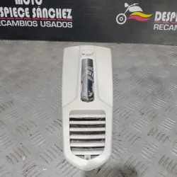 TAPA FRONTAL PIAGGIO VESPA...