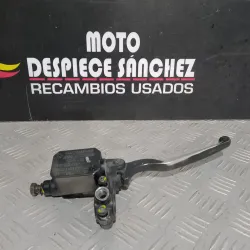 BOMBA DE FRENO DELANTERO...