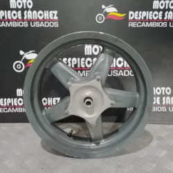 LLANTA DELANTERA PIAGGIO X7...