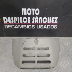 TAPA BAJO ASIENTO PIAGGIO...