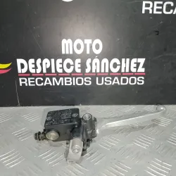 BOMBA DE FRENO DELANTERO...