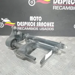SOPORTE DE MOTOR PIAGGIO...