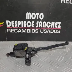 BOMBA DE FRENO DELANTERO...