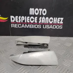 JUEGO DE REPOSAPIES PIAGGIO...