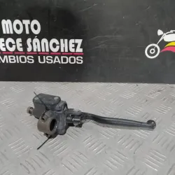 BOMBA DE FRENO DELANTERO...