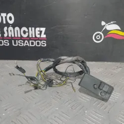 BOTONERA DE PITO Y LUCES...