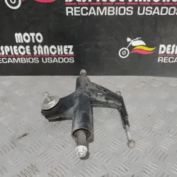SOPORTE DE MOTOR PIAGGIO...
