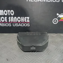 CAJA DE HERRAMIENTAS YAMAHA...