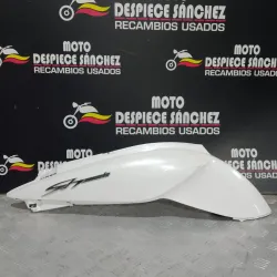 LATERAL TRASERA DERECHA...