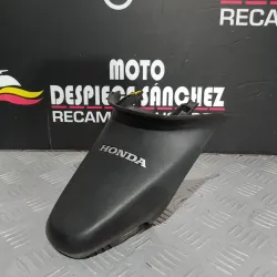TAPA BAJO PILOTO HONDA SH...