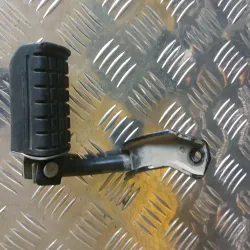 REPOSAPIE IZQUIERDO DAELIM...