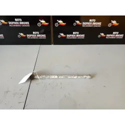 EJE DE RUEDA DELANTERA...