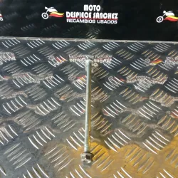 EJE RUEDA DELANTERA JOG R