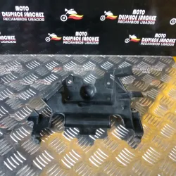 TAPA YAMAHA R6  2005