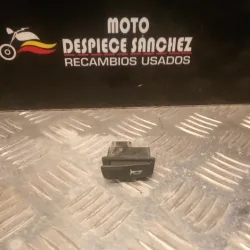 BOTON DE PITO YAMAHA X MAX...