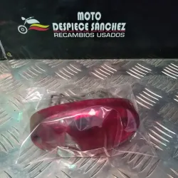 PILOTO TRASERO DE PEUGEOT...