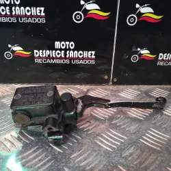 BOMBA DE FRENO DELANTERO DE...