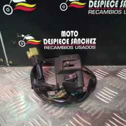 PIÑA DE LUCES  YAMAHA X MAX...