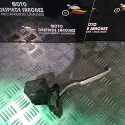 BOMBA DE FRENO DELANTERO...