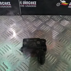 BOMBA DE FRENO DELANTERO...