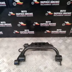 SOPORTE DE MOTOR YAMAHA...