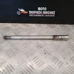 EJE DE RUEDA DELANTERA...