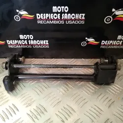 SOPORTE DE MOTOR YAMAHA...