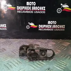 REPOSAPIE DELANTERO...