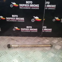 EJE RUEDA DELANTERA KYMCO...