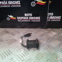 MECHERO CONECTOR KYMCO Like...