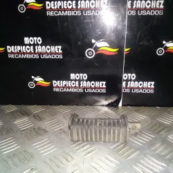 REPOSAPIE TRASERO IZQUIERDO...