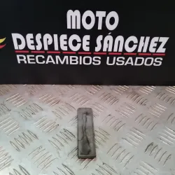 TAPA CONTRAESCUDO YAMAHA...