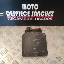 PUERTA TAPON DE GASOLINA...