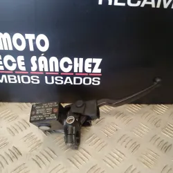 BOMBA DE FRENO DELANTERO...